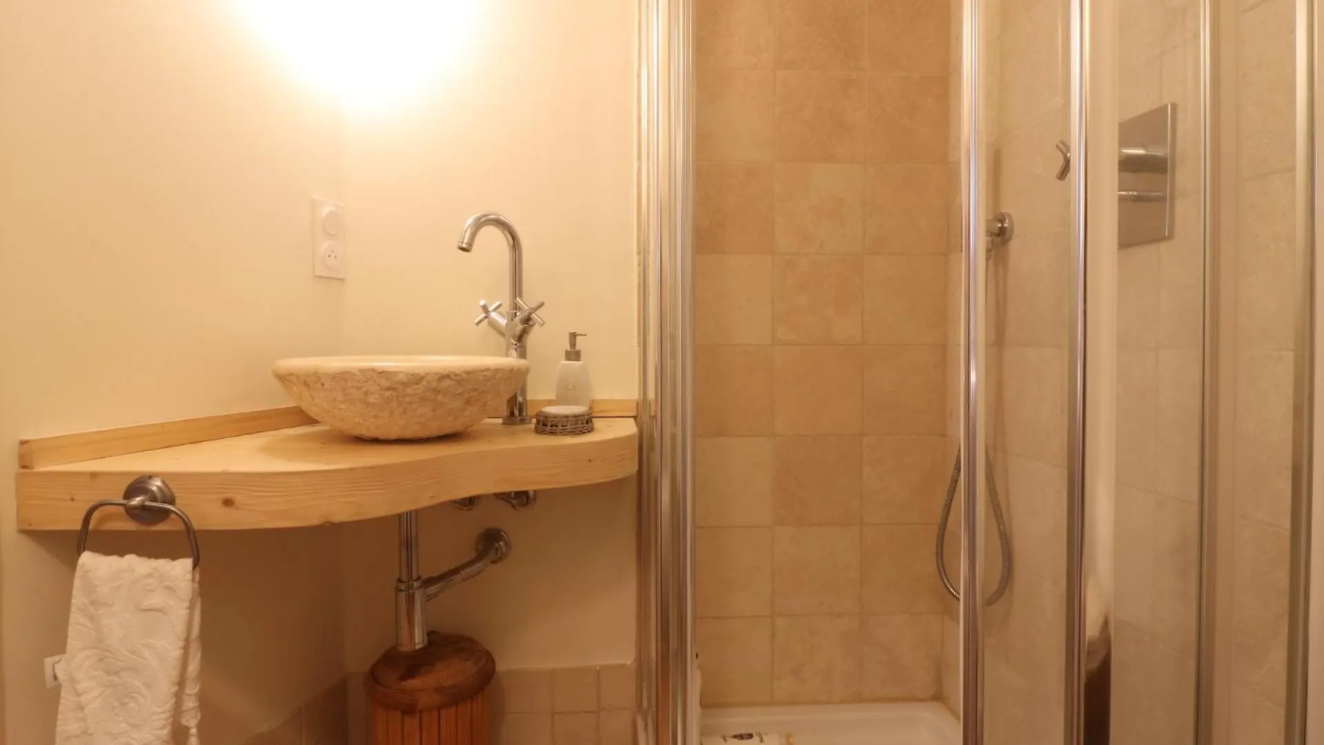 Maison Vacances Chamonix - 4 Chambres 0*,